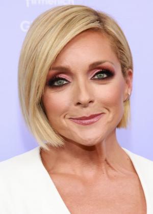 Jane Krakowski